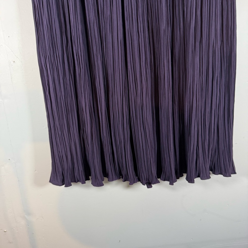 WOMENS MEDIUM HIGH WAISTED‎ MIDI PURPLE SKIRT PLEATED LINED DARK FEMININE PREPPY - Picture 4 of 15